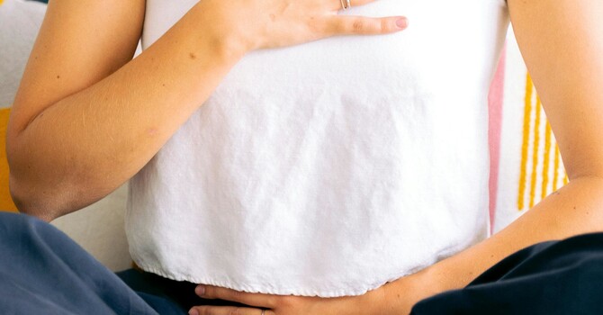 The 5-4-3-2-1 Grounding Exercise: A Simple Way to Calm Your Mind image